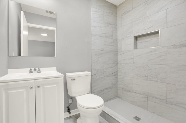 5328 CLINCHPORT CIR, Memphis, TN 38127