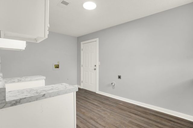 5328 CLINCHPORT CIR, Memphis, TN 38127