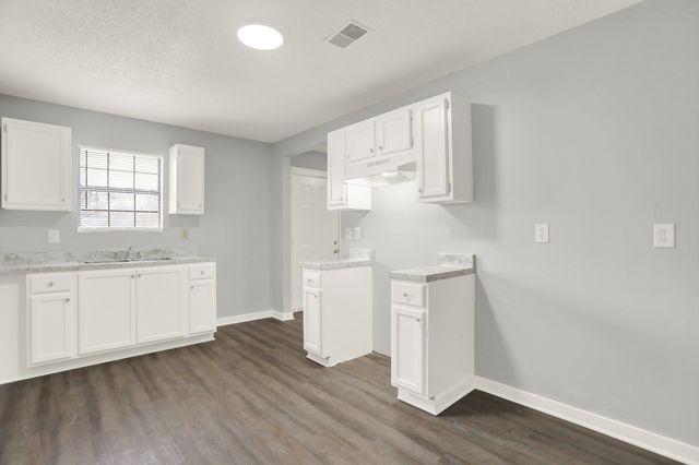 5328 CLINCHPORT CIR, Memphis, TN 38127