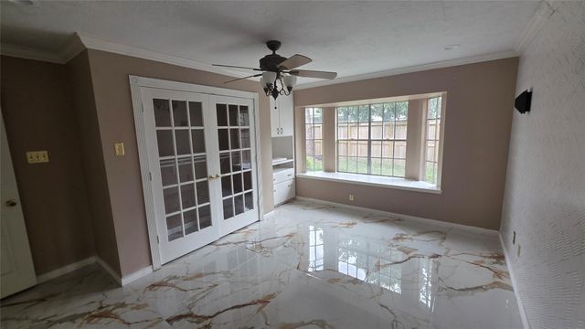 15207 Pebble Lake Drive, Houston, TX 77095