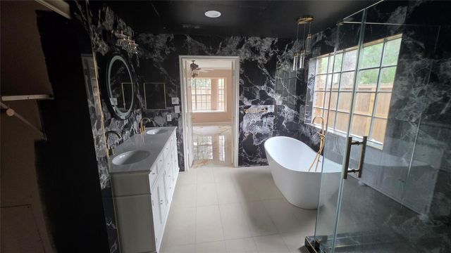 15207 Pebble Lake Drive, Houston, TX 77095