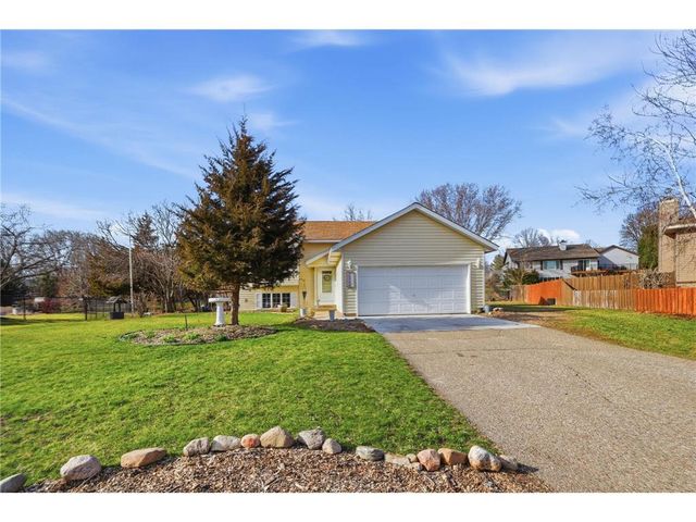 15564 Columbary Court, Rosemount, MN 55068