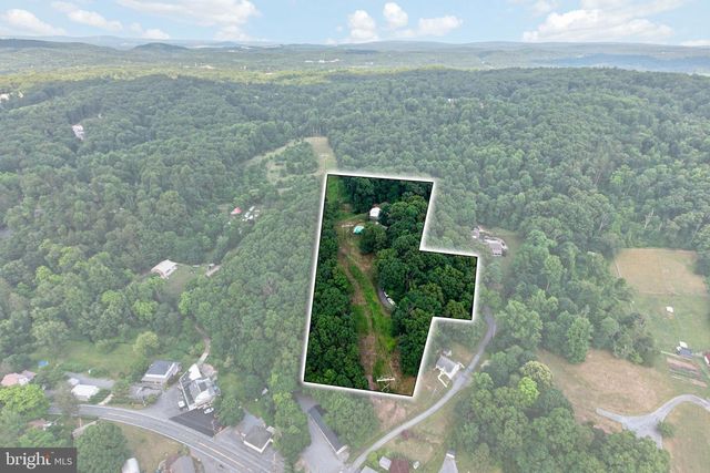 50 HILL LN, Mohnton, PA 19540