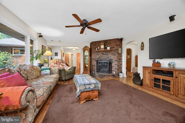 50 HILL LN, Mohnton, PA 19540