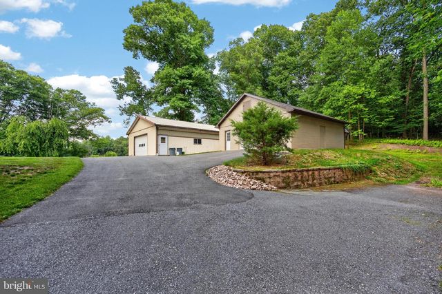 50 HILL LN, Mohnton, PA 19540