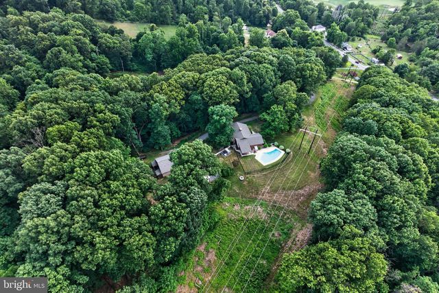 50 HILL LN, Mohnton, PA 19540