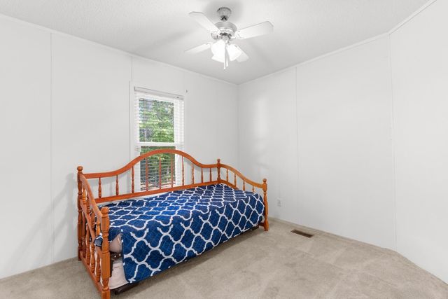 1040 Palm Dr., Conway, SC 29526