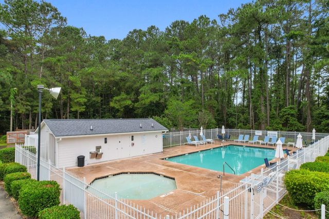 1040 Palm Dr., Conway, SC 29526