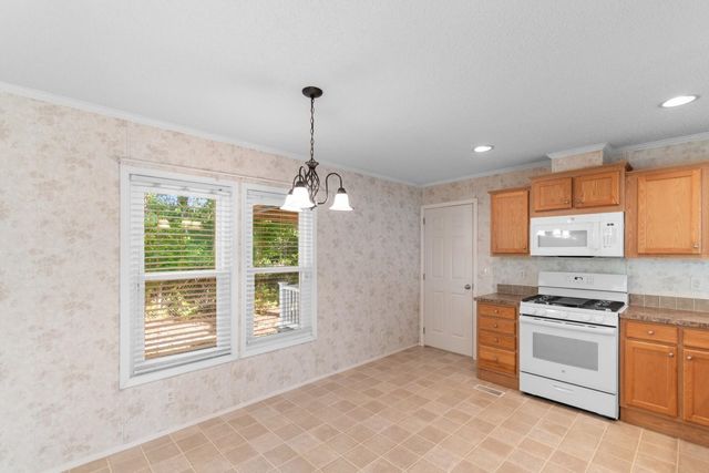 1040 Palm Dr., Conway, SC 29526