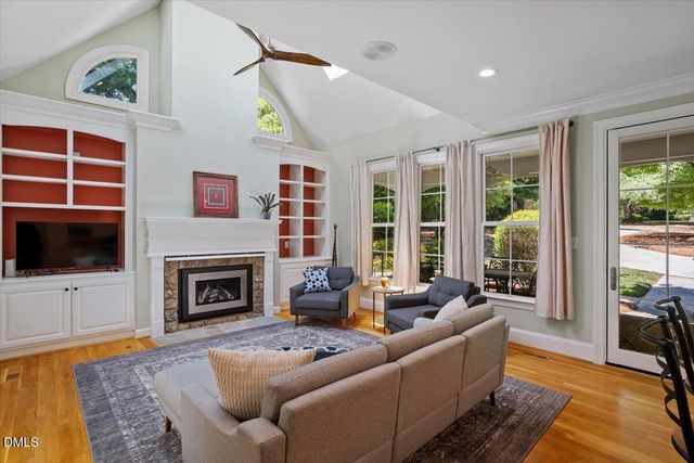 105 Arcadia Lane, Chapel Hill, NC 27514
