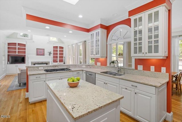 105 Arcadia Lane, Chapel Hill, NC 27514