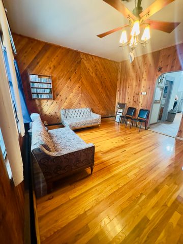 4817 W 28th Street, Cicero, IL 60804