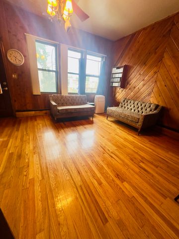 4817 W 28th Street, Cicero, IL 60804