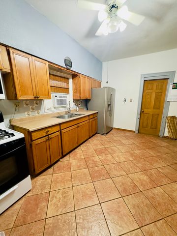 4817 W 28th Street, Cicero, IL 60804