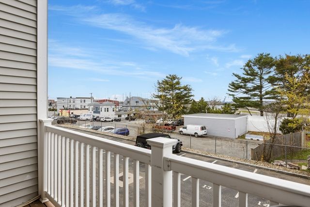 12 Summit Ave. 6, Beverly, MA 01915