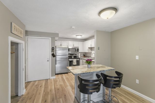 12 Summit Ave. 6, Beverly, MA 01915