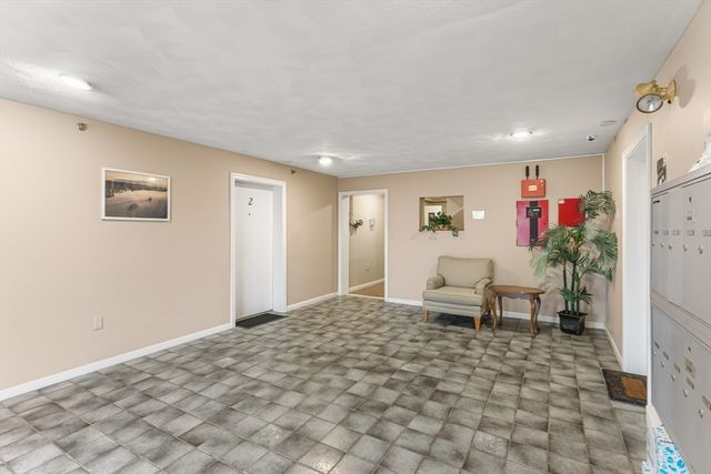 12 Summit Ave. 6, Beverly, MA 01915