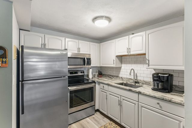 12 Summit Ave. 6, Beverly, MA 01915