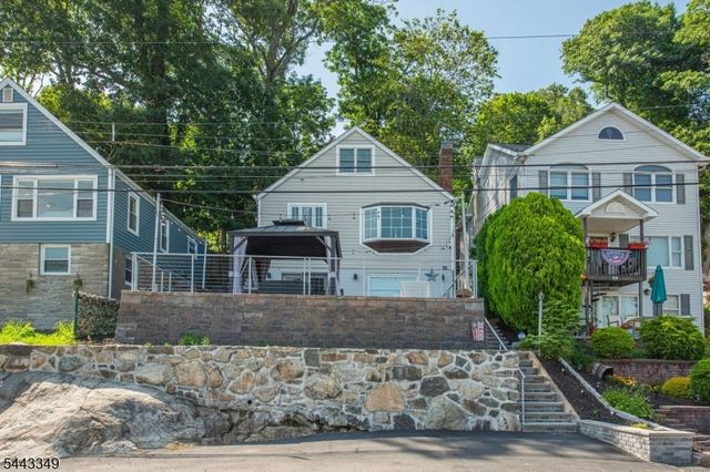 33 S Lakeside Ave, Jefferson Twp., NJ 07849
