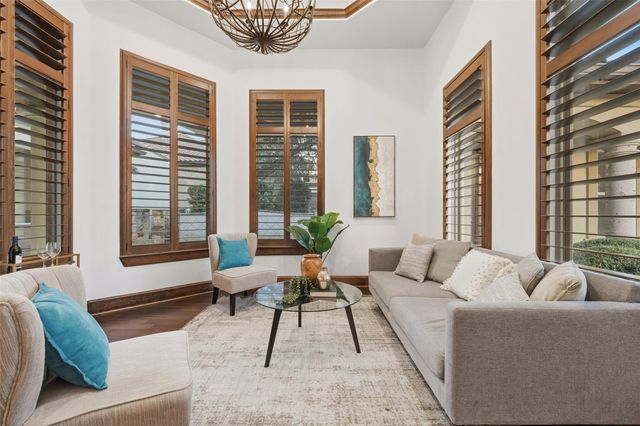 504 Black Wolf RUN, Austin, TX 78738