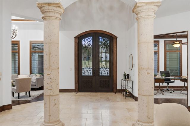 504 Black Wolf RUN, Austin, TX 78738