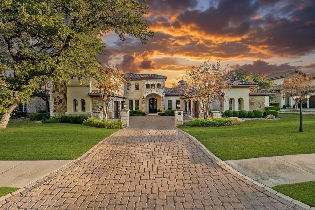 504 Black Wolf RUN, Austin, TX 78738