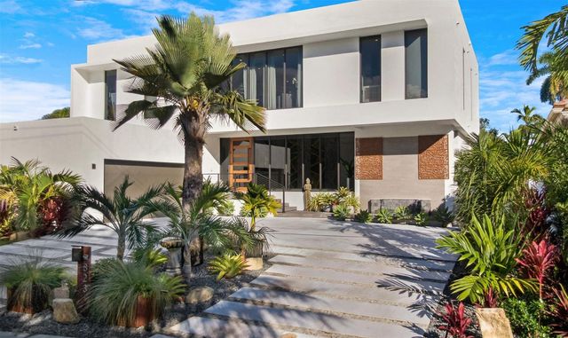 823 Ponce De Leon Drive, Fort Lauderdale, FL 33316