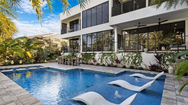 823 Ponce De Leon Drive, Fort Lauderdale, FL 33316