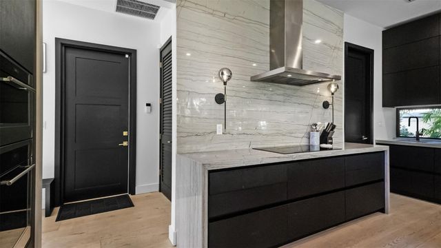 823 Ponce De Leon Drive, Fort Lauderdale, FL 33316