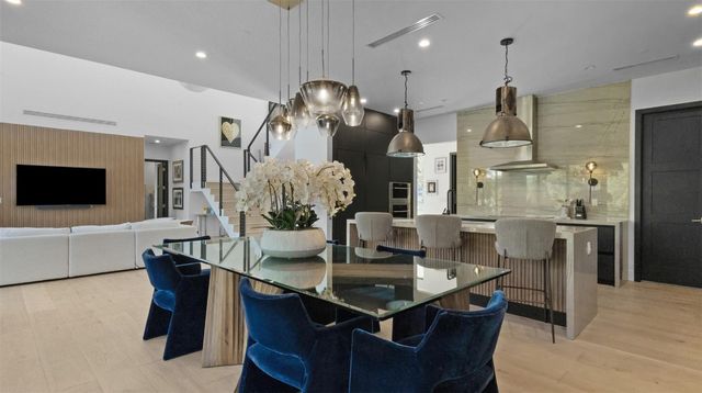 823 Ponce De Leon Drive, Fort Lauderdale, FL 33316