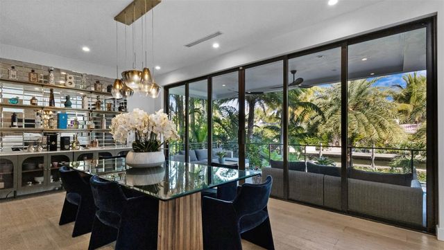 823 Ponce De Leon Drive, Fort Lauderdale, FL 33316