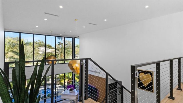 823 Ponce De Leon Drive, Fort Lauderdale, FL 33316