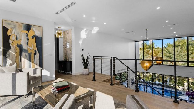 823 Ponce De Leon Drive, Fort Lauderdale, FL 33316