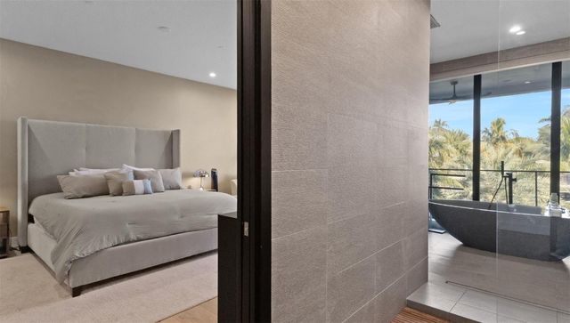 823 Ponce De Leon Drive, Fort Lauderdale, FL 33316