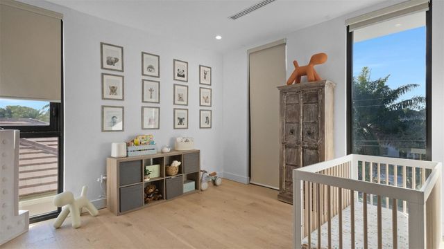 823 Ponce De Leon Drive, Fort Lauderdale, FL 33316