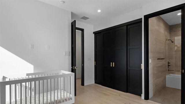 823 Ponce De Leon Drive, Fort Lauderdale, FL 33316