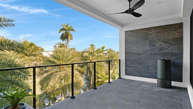 823 Ponce De Leon Drive, Fort Lauderdale, FL 33316