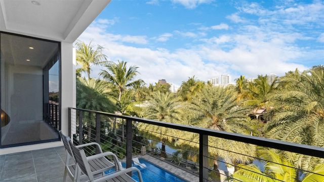 823 Ponce De Leon Drive, Fort Lauderdale, FL 33316