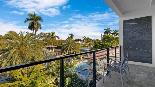 823 Ponce De Leon Drive, Fort Lauderdale, FL 33316