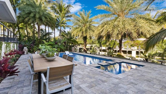 823 Ponce De Leon Drive, Fort Lauderdale, FL 33316