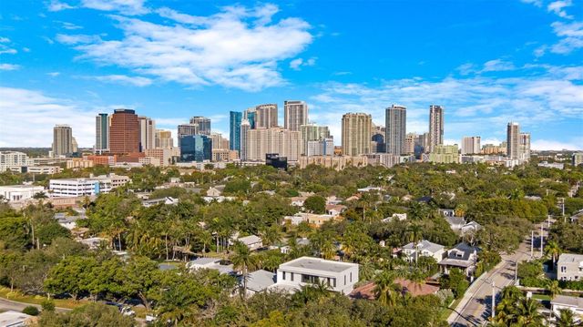 823 Ponce De Leon Drive, Fort Lauderdale, FL 33316