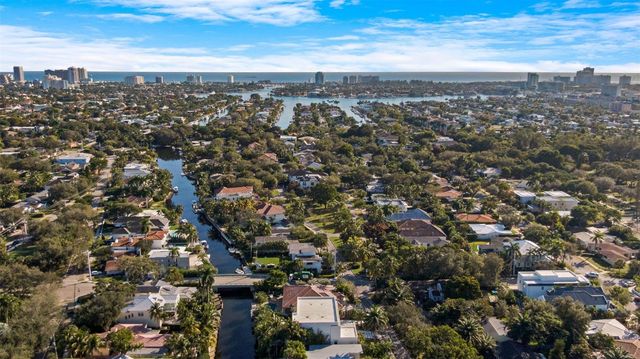 823 Ponce De Leon Drive, Fort Lauderdale, FL 33316