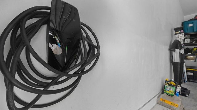 823 Ponce De Leon Drive, Fort Lauderdale, FL 33316