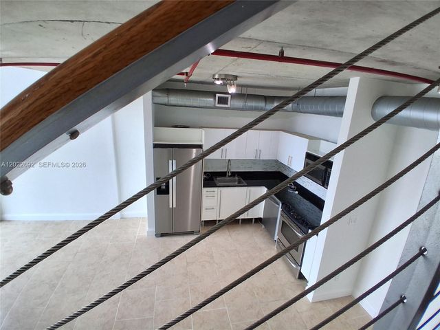 690 SW 1st Ct PHI19, Miami, FL 33130