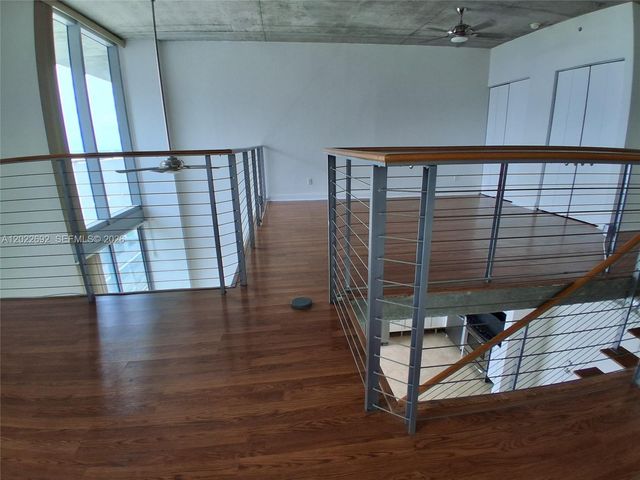 690 SW 1st Ct PHI19, Miami, FL 33130