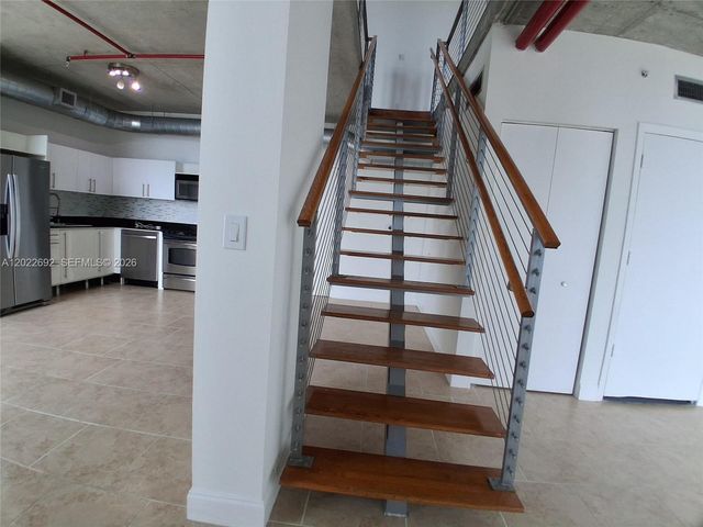 690 SW 1st Ct PHI19, Miami, FL 33130