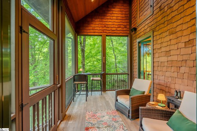 102 Granny Gear Road, Sunset, SC 29685