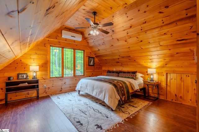 102 Granny Gear Road, Sunset, SC 29685