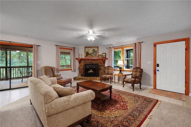 314 Catawba Circle, Ellijay, GA 30540