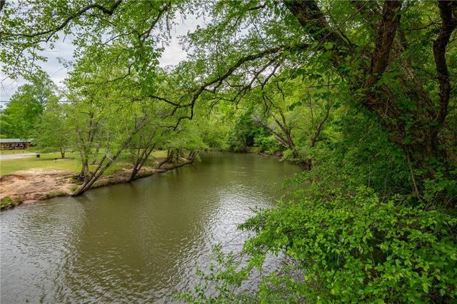 314 Catawba Circle, Ellijay, GA 30540